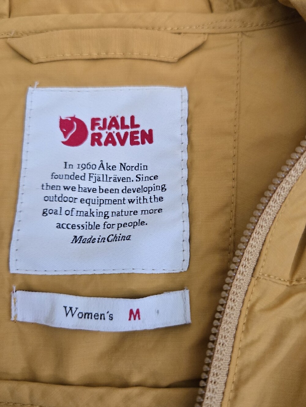Fjallraven High Coast Wind Jacket Yellow Hooded Windbreaker Lightweight M - Picture 8 of 13